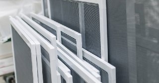 Москитные сетки на пластиковые окна Элиста купить по цене от 939 руб.